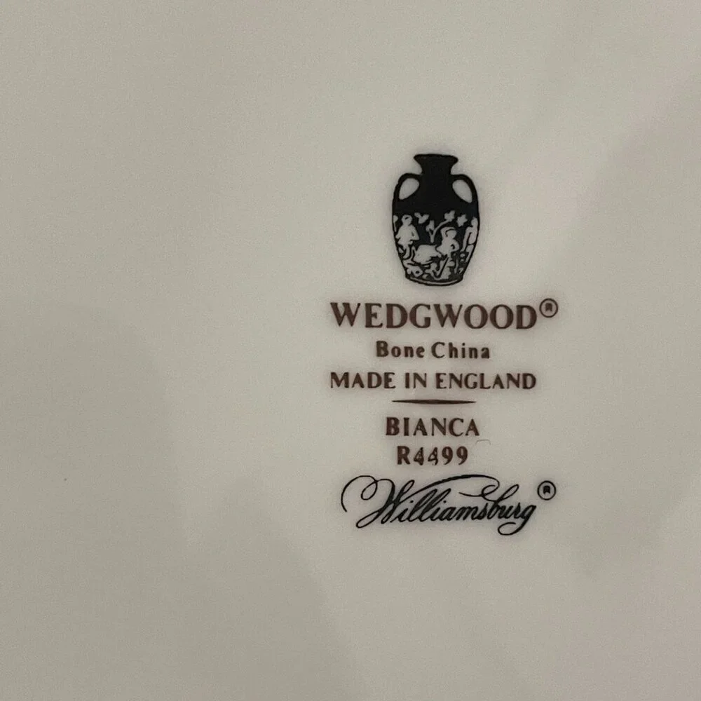 Wedgwood Bianca Williamsburg Dinnerware 5-Piece Place Setting Made in England